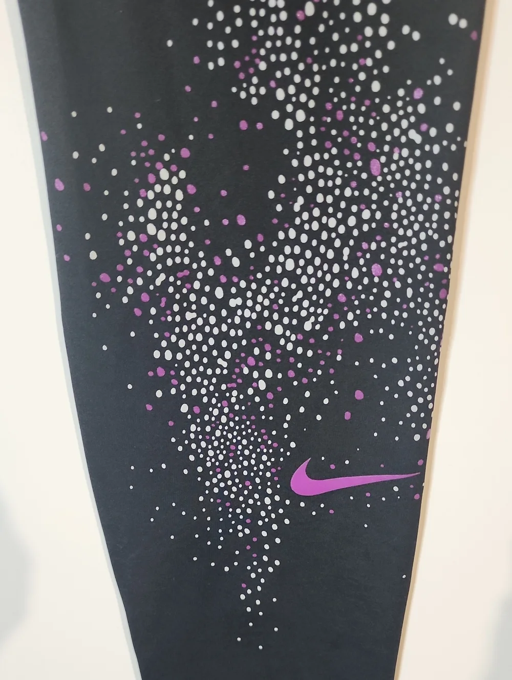 Nike Women Fast Flash Black/Vivid Purple Reflectiv Running Tight EUC Large
